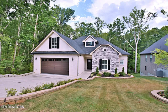 $599,900 | 264 Elohi Way, Loudon, TN 37774