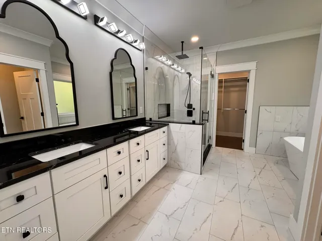 $599,900 | 264 Elohi Way, Loudon, TN 37774