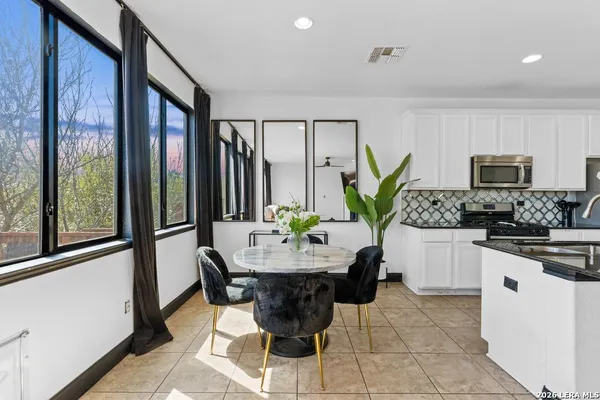 $2,200 | 1346 Nicholas Manor, San Antonio, TX 78258