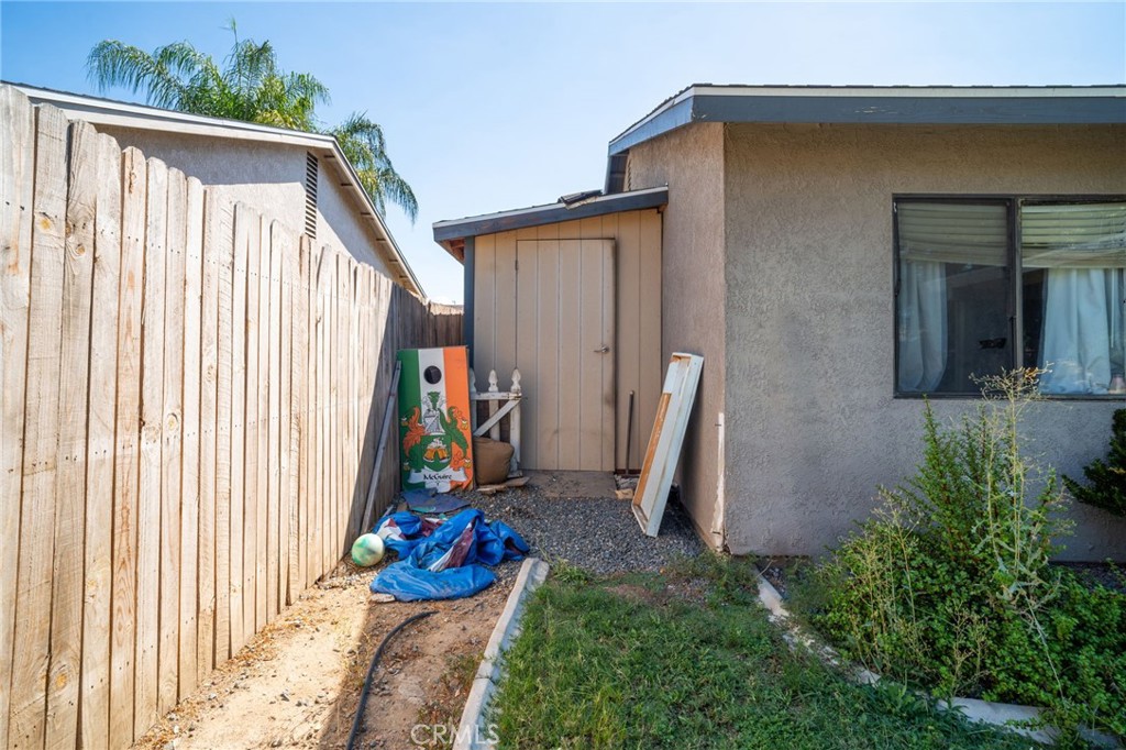 29773 Gifhorn Road Menifee, CA 92584 - Photo 17 of 25 a view of an entryway of the house