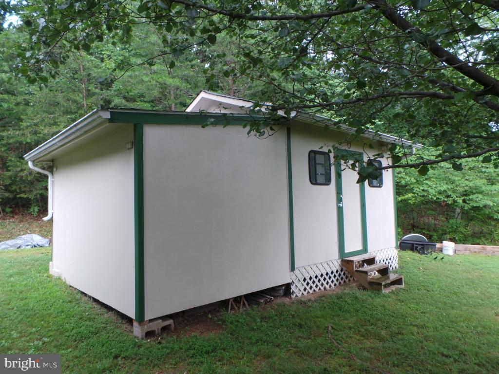 2048 Tabor Road Berkeley Springs, WV 25411 - Photo 27 of 30 Exterior (Rear)