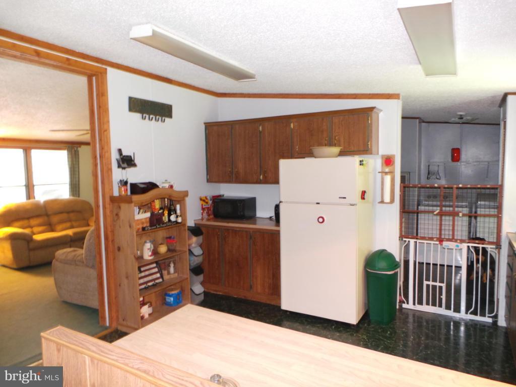 2048 Tabor Road Berkeley Springs, WV 25411 - Photo 6 of 30 Kitchen