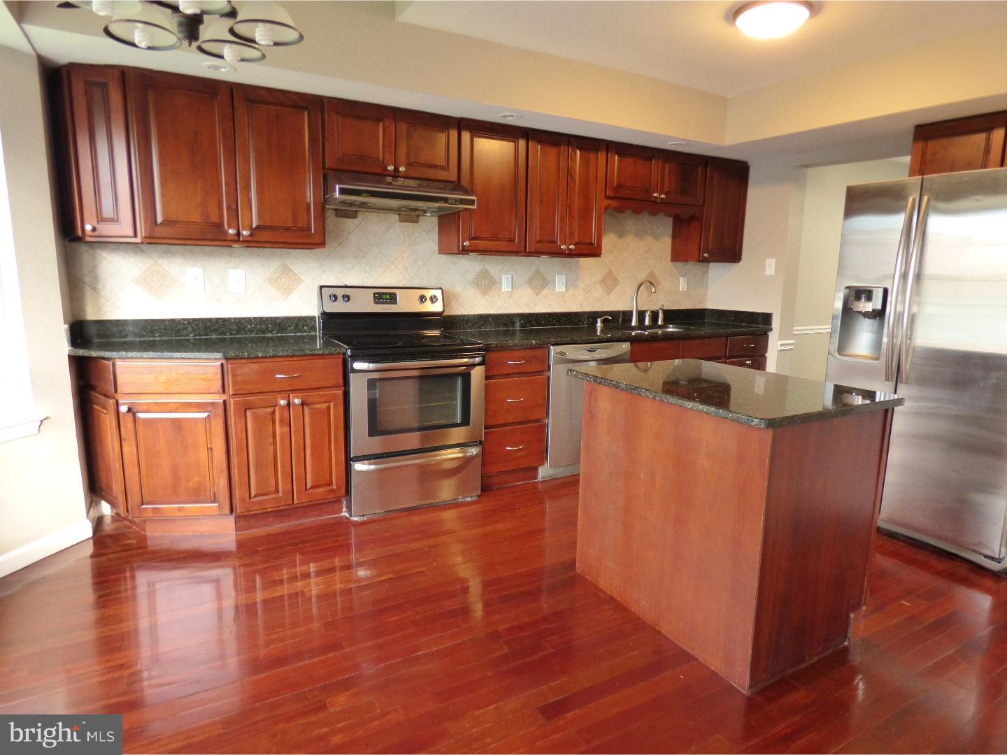 122 South Timber Road Holland, PA 18966 - Photo 7 of 22 Gallery Image 7