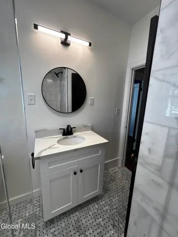 $550,000 | 226 North Greenbush Road, North Greenbush, NY 12180