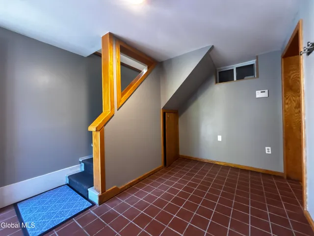 $550,000 | 226 North Greenbush Road, North Greenbush, NY 12180