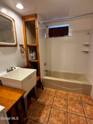 $550,000 | 226 North Greenbush Road, North Greenbush, NY 12180