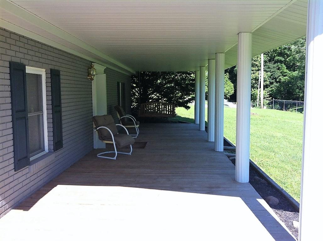 350 McDeerman Road Jacksboro, TN 37757 - Photo 5 of 19 IMG_3105