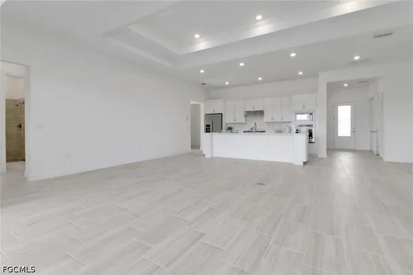 $4,300 | 1856 Terreno Boulevard, Naples, FL 34120