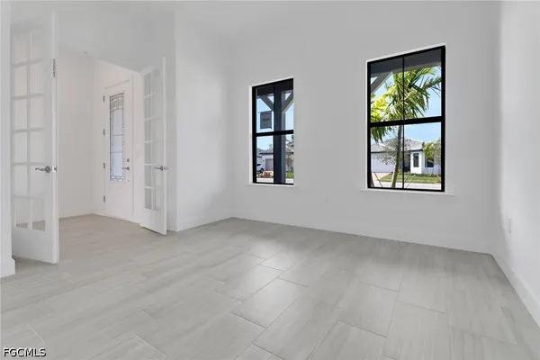 $4,300 | 1856 Terreno Boulevard, Naples, FL 34120