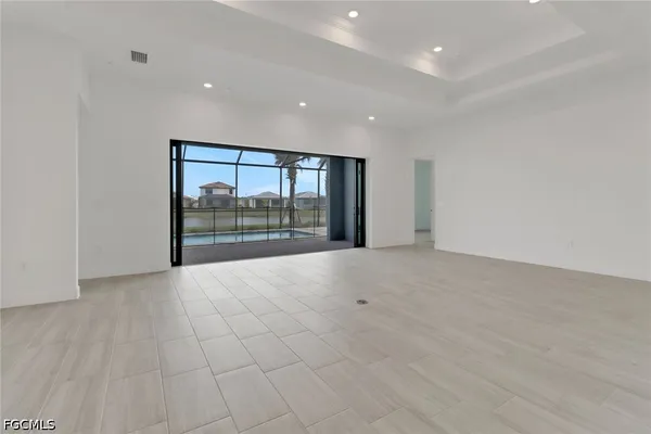 $4,300 | 1856 Terreno Boulevard, Naples, FL 34120