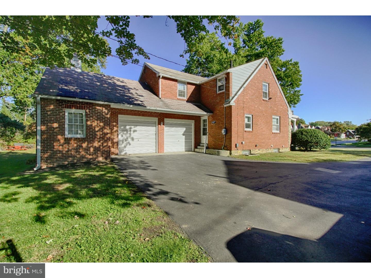 540 Andrew Road Springfield, PA 19064 - Photo 3 of 25