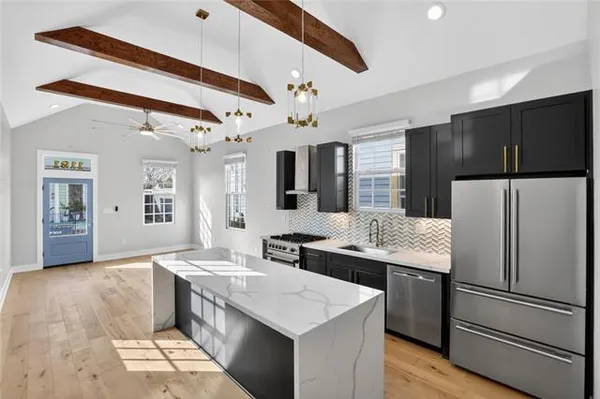 $2,000 | 1121 Bartholomew Street, New Orleans, LA 70117