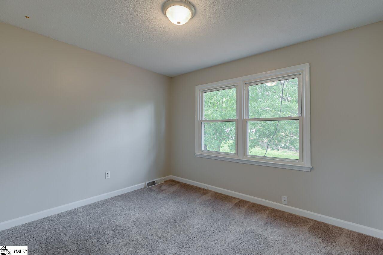 402 Capewood Road Simpsonville, SC 29680 - Photo 21 of 32 Gallery Image 21