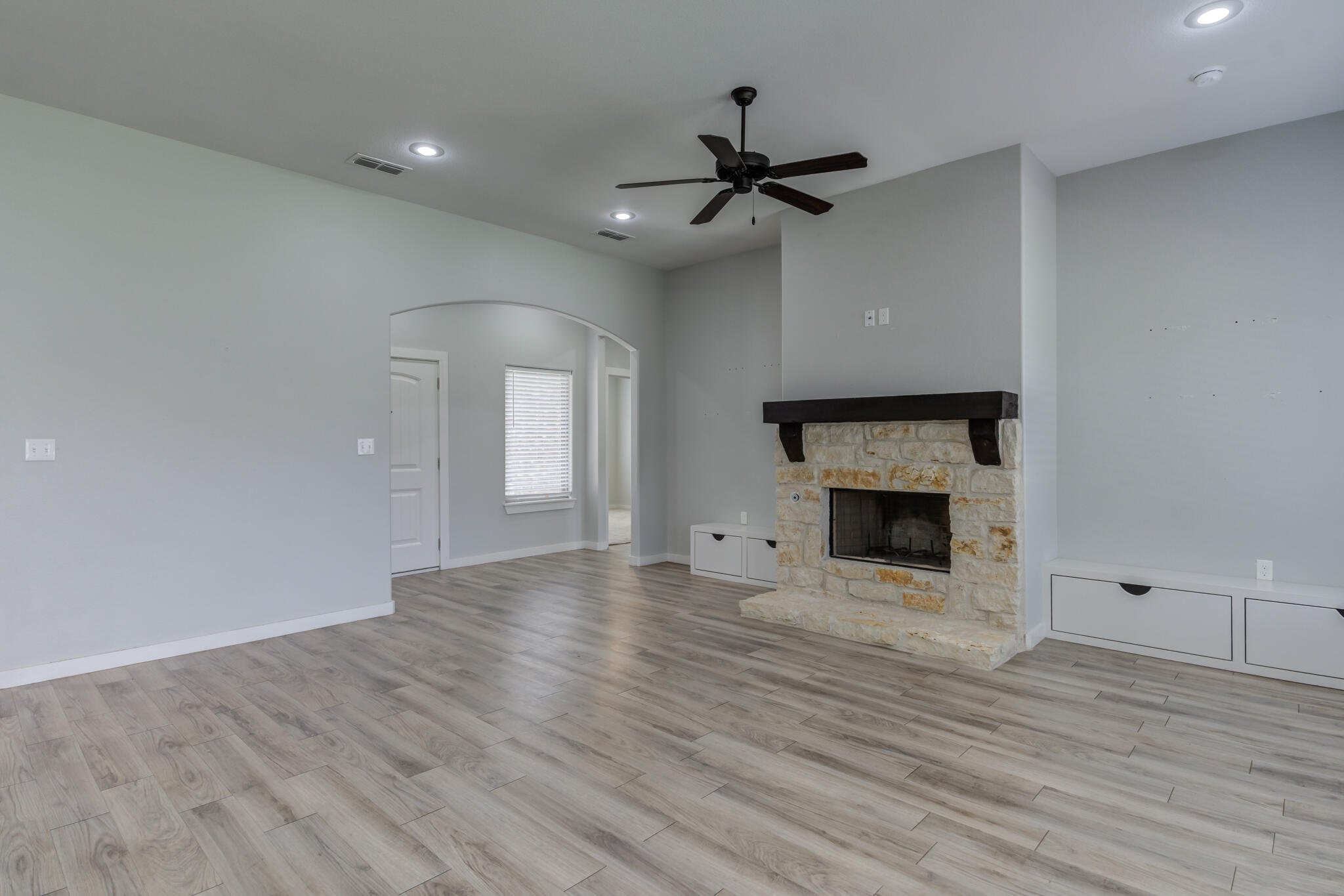 1117 16th Street Shallowater, TX 79363 - Photo 12 of 54 DSC09328_29_30