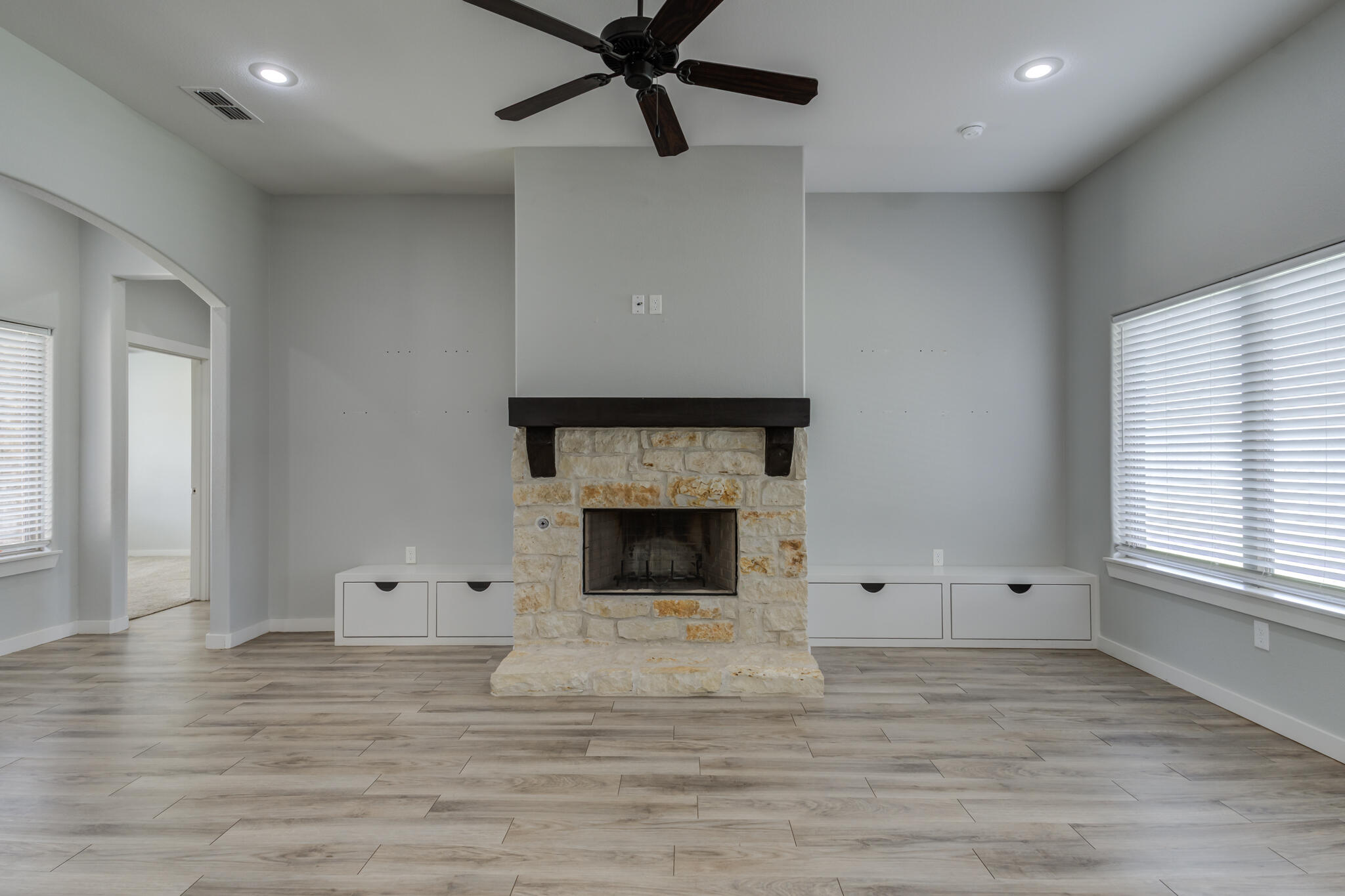 1117 16th Street Shallowater, TX 79363 - Photo 13 of 54 DSC09331_2_3