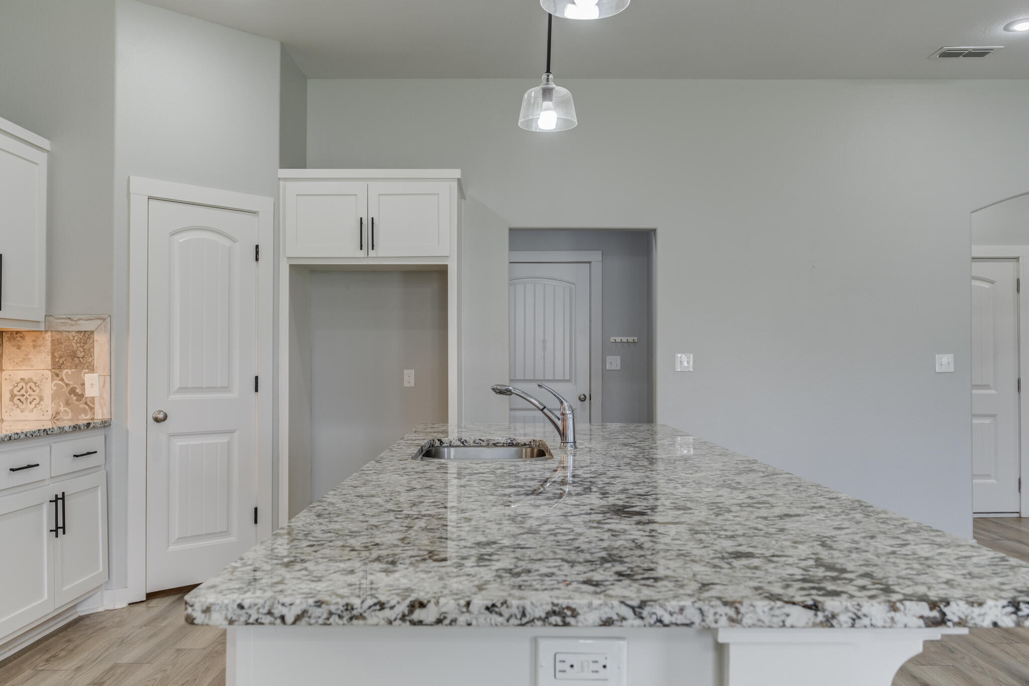 1117 16th Street Shallowater, TX 79363 - Photo 20 of 54 DSC09349_50_51
