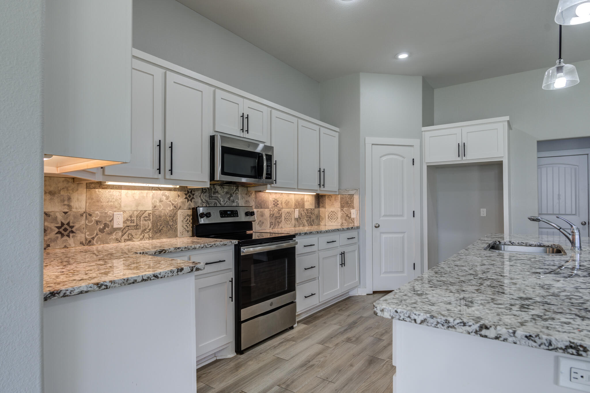 1117 16th Street Shallowater, TX 79363 - Photo 21 of 54 DSC09352_3_4