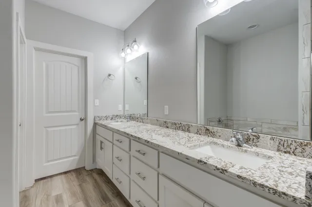 $280,000 | 1117 16th Street, Shallowater, TX 79363