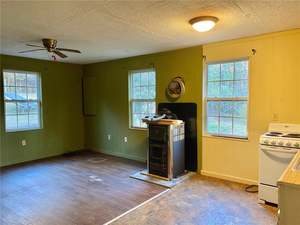 135 Cooper Road Westminster, SC 29693 - Photo 14 of 22 Gallery Image 14
