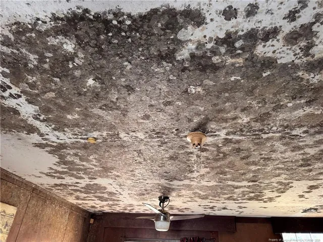 $165,000 | 1108 North Fulton Street, Raeford, NC 28376