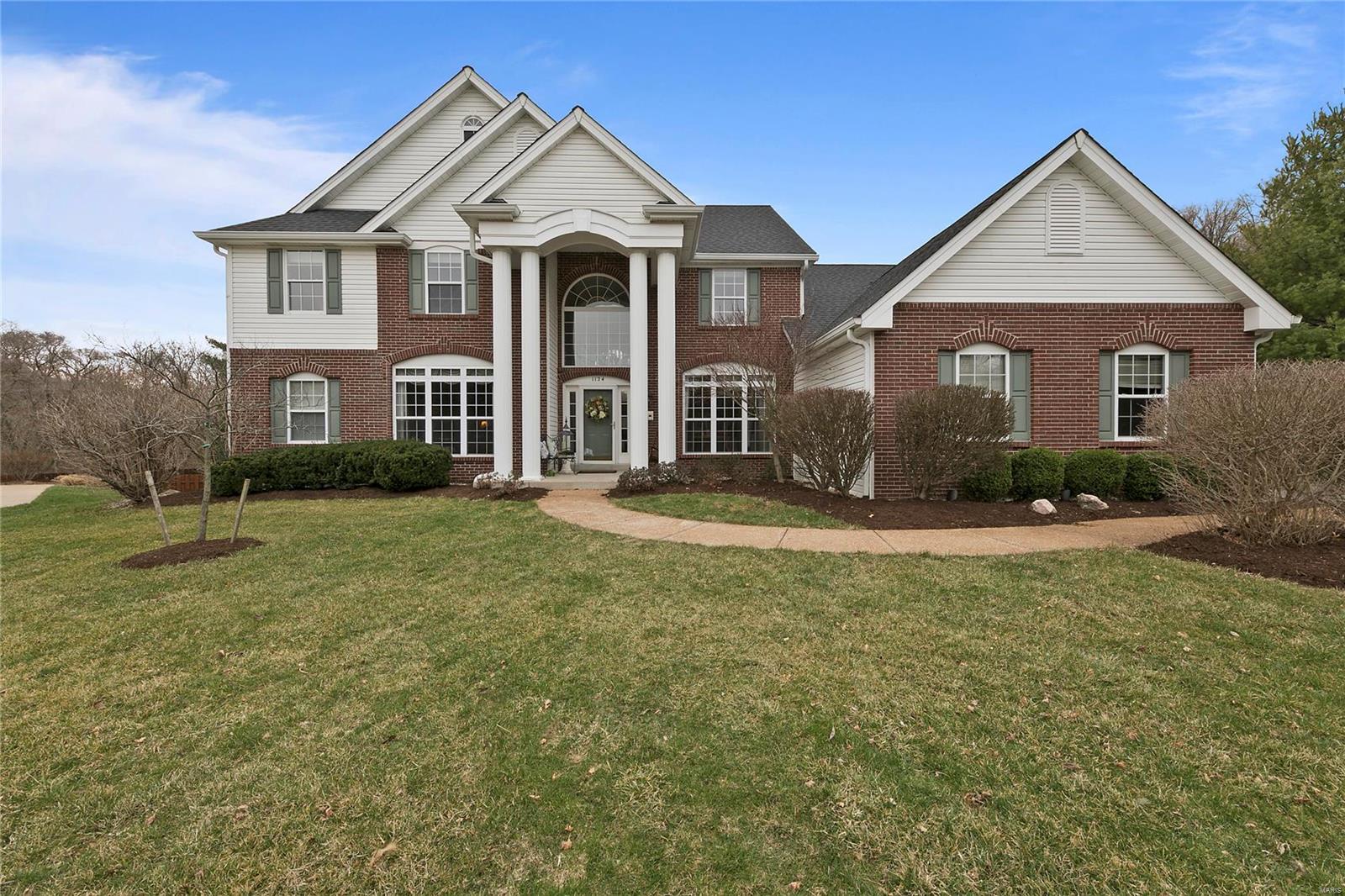 1124 Kiefer Ridge Court Ballwin, MO 63021 - Photo 1 of 45 Gallery Image 1