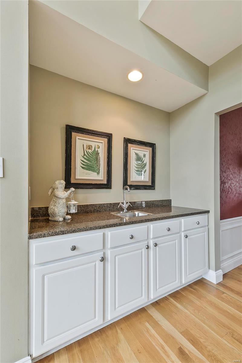 1124 Kiefer Ridge Court Ballwin, MO 63021 - Photo 22 of 45 Gallery Image 22