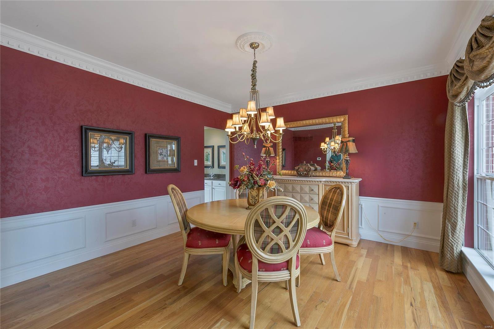 1124 Kiefer Ridge Court Ballwin, MO 63021 - Photo 4 of 45 Gallery Image 4
