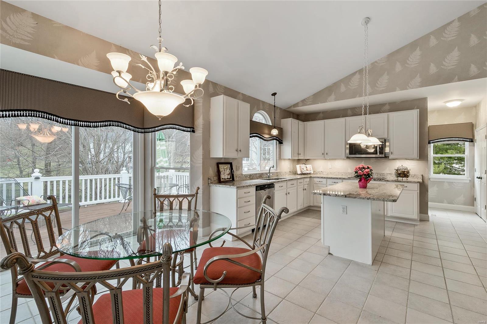 1124 Kiefer Ridge Court Ballwin, MO 63021 - Photo 8 of 45 Gallery Image 8