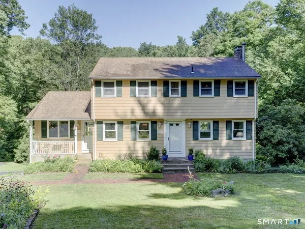$575,000 | 199 Grindle Brook Road, Glastonbury, CT 06073
