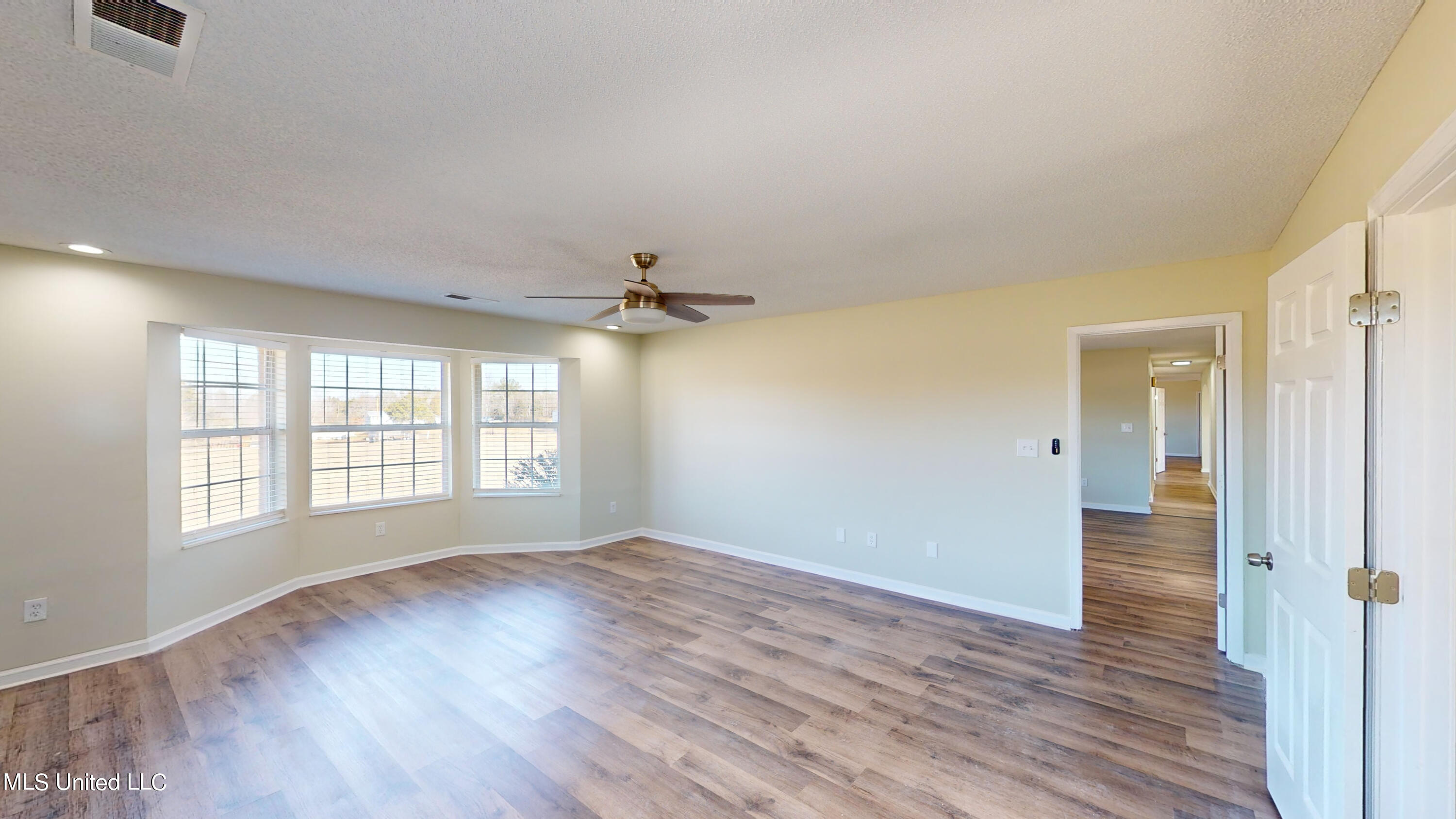 256 Garfield Road Byhalia, MS 38611 - Photo 18 of 33 256-Garfield-Rd-01122024_135214