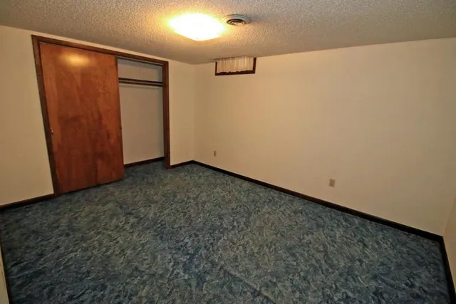 $190,000 | 635 Quail Drive, Newton, KS 67114