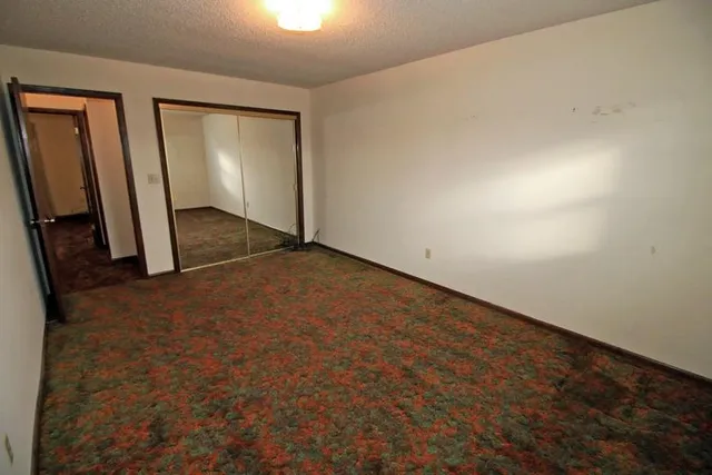 $190,000 | 635 Quail Drive, Newton, KS 67114