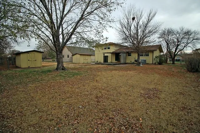 $190,000 | 635 Quail Drive, Newton, KS 67114