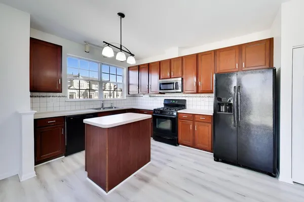 $239,500 | 2967 Concord Lane, Unit 2967, Wadsworth, IL 60083