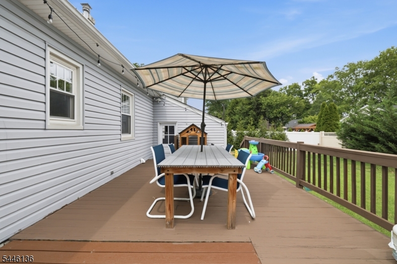 124 Rivervale Road River Vale, NJ 07675 - Photo 28 of 37