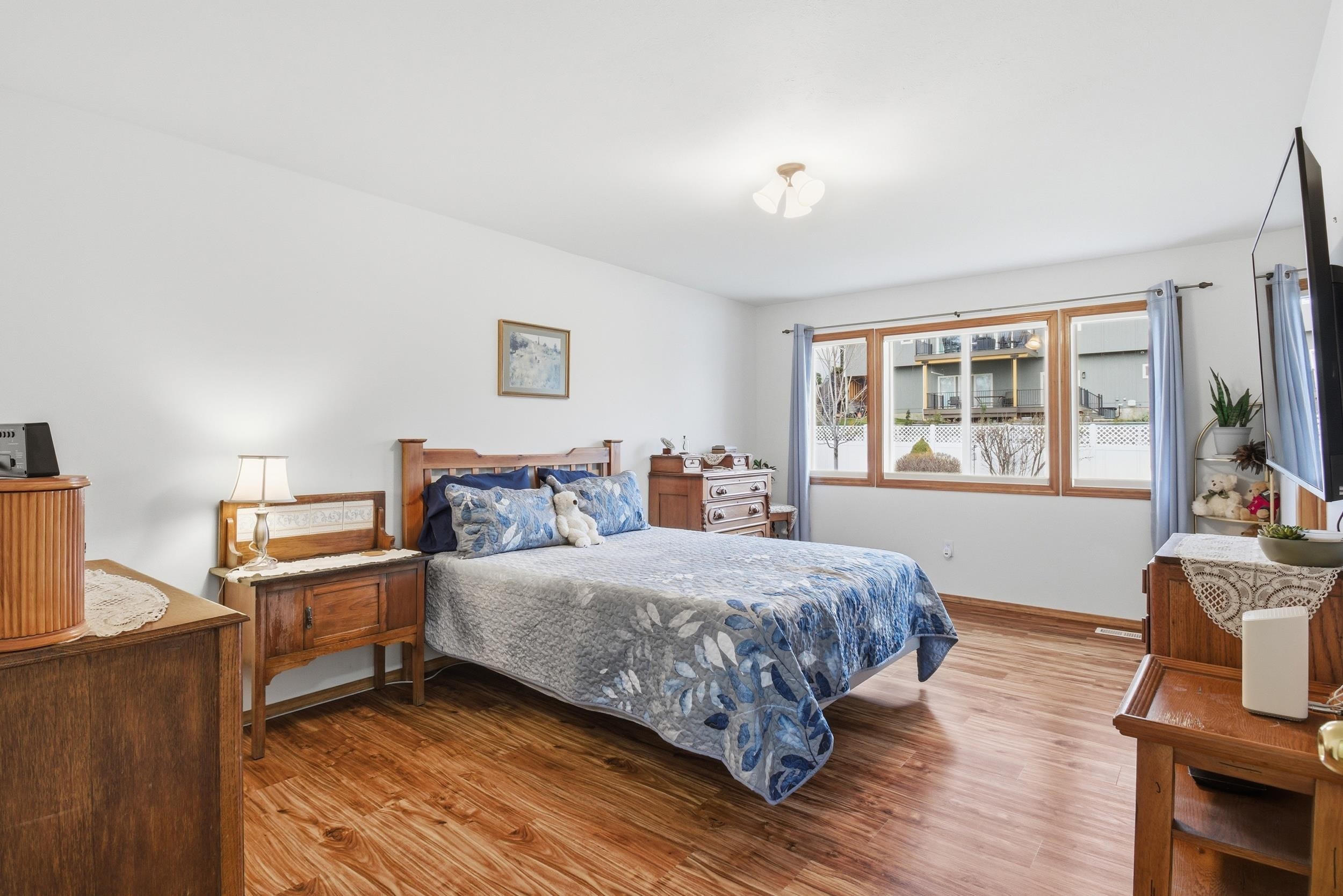 801 East Huron Drive Spokane, WA 99208 - Photo 13 of 50