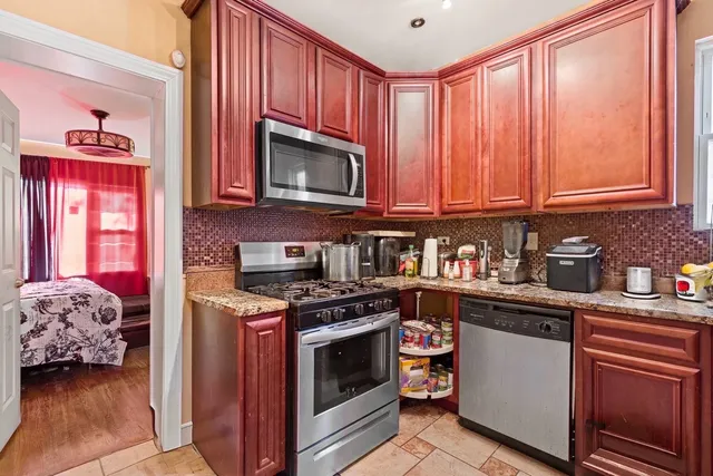 $230,000 | 1727 East 83rd Place, Chicago, IL 60617