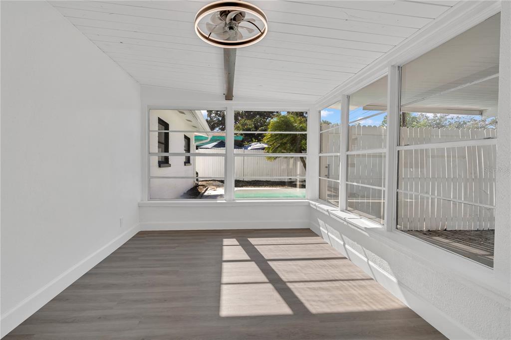 11598 Ridge Road Largo, FL 33778 - Photo 16 of 27