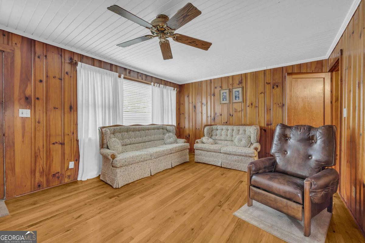 625 Ila Road Commerce, GA 30529 - Photo 12 of 40