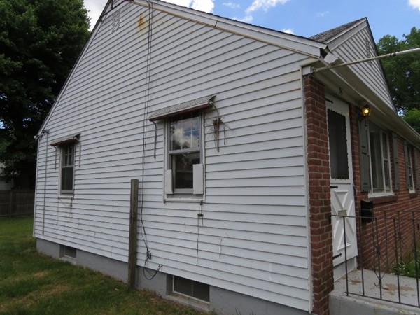 36 Lawn Street Springfield, MA 01108 - Photo 13 of 15