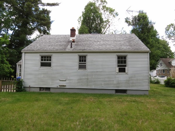 36 Lawn Street Springfield, MA 01108 - Photo 15 of 15