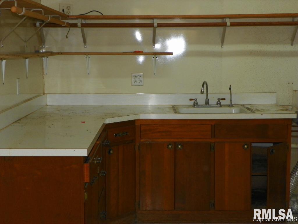 1639 Sandusky Road Jacksonville, IL 62650 - Photo 24 of 24
