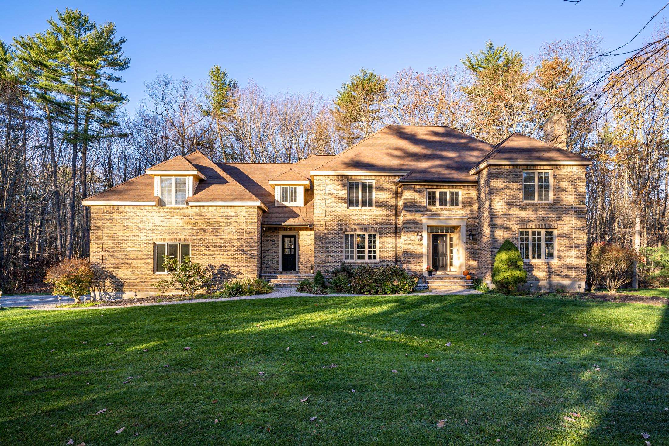 15 Rockrimmon Road North Hampton, NH 03862 - Photo 1 of 29 Gallery Image 1