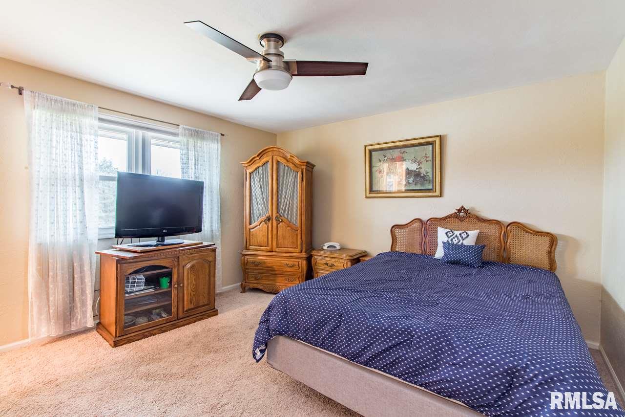 305 Pine Ridge Drive Washington, IL 61571 - Photo 27 of 36 Gallery Image 27