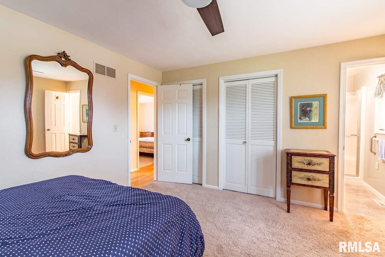 305 Pine Ridge Drive Washington, IL 61571 - Photo 28 of 36 Gallery Image 28