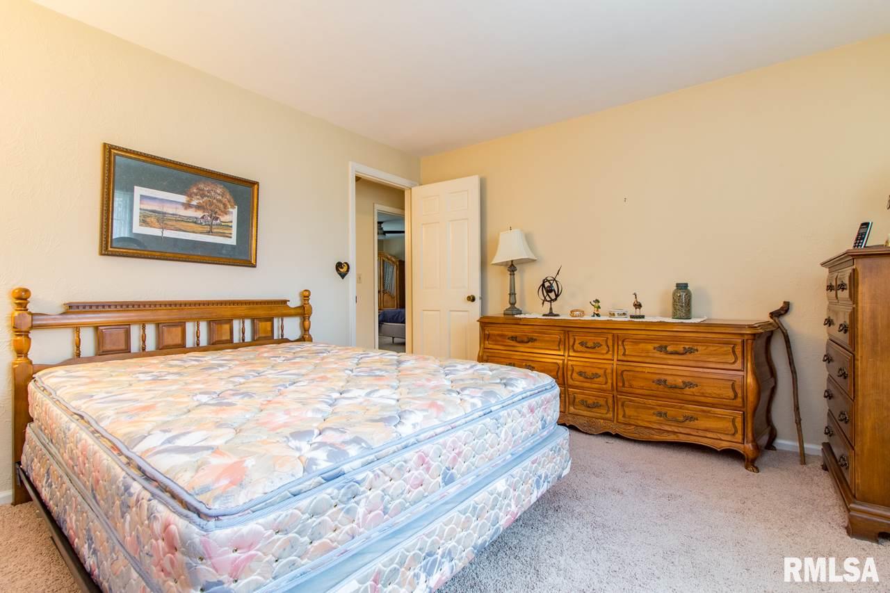 305 Pine Ridge Drive Washington, IL 61571 - Photo 32 of 36 Gallery Image 32