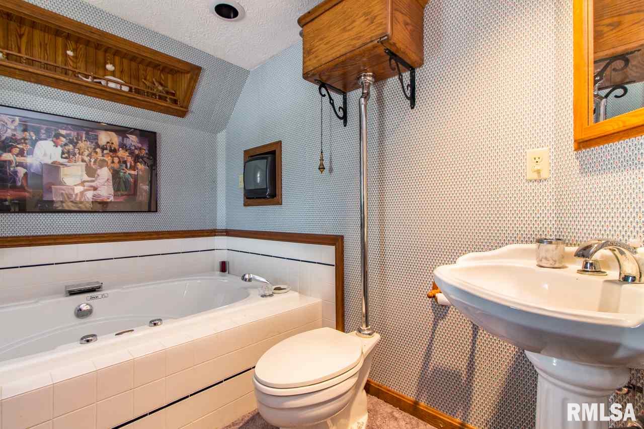 305 Pine Ridge Drive Washington, IL 61571 - Photo 36 of 36 Gallery Image 36