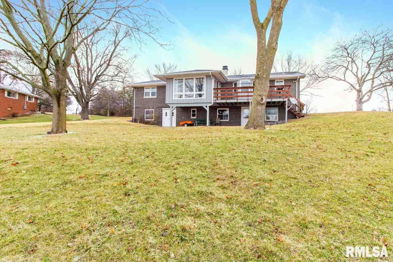 305 Pine Ridge Drive Washington, IL 61571 - Photo 6 of 36 Gallery Image 6