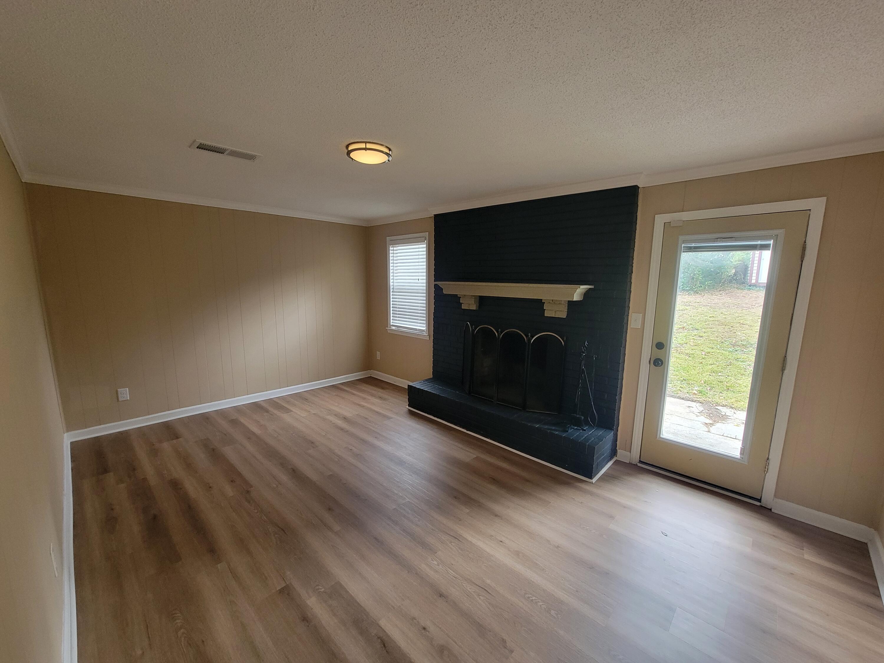 117 Glenora Court Martinez, GA 30907 - Photo 5 of 28 20251030_130527