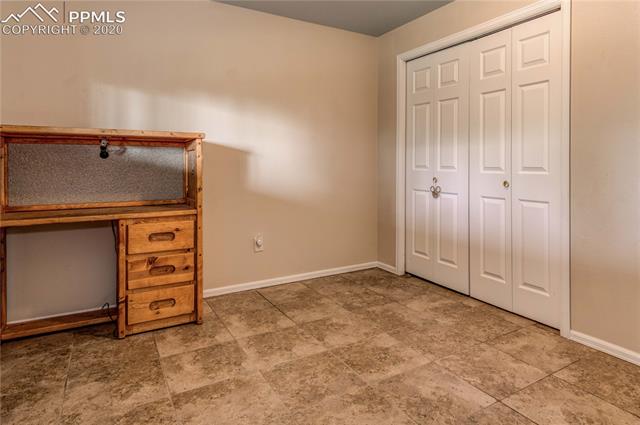 9072 Deiffendeffer Road Beulah, CO 81023 - Photo 13 of 31